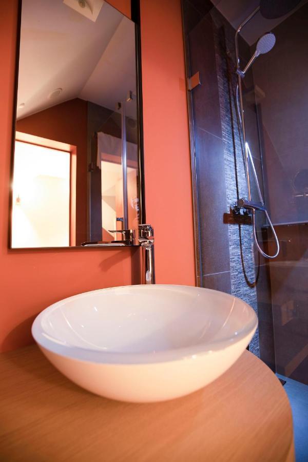 B-Lodge Boutique Hotel Louvain-la-Neuve Exterior foto